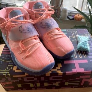 Nike Kyrie 6 EP X Concepts Bubblegum Khepri